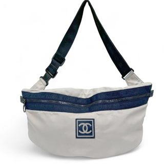 CHANEL（ボディーバッグ）のフリマアイテム一覧