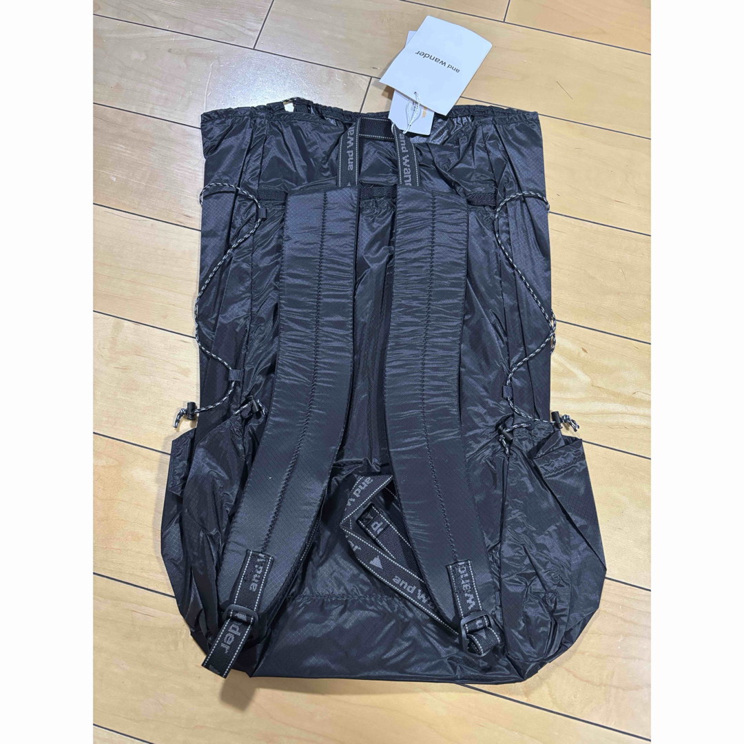 and wander - 新品 未使用 アンドワンダー シル デイパック ブラック
