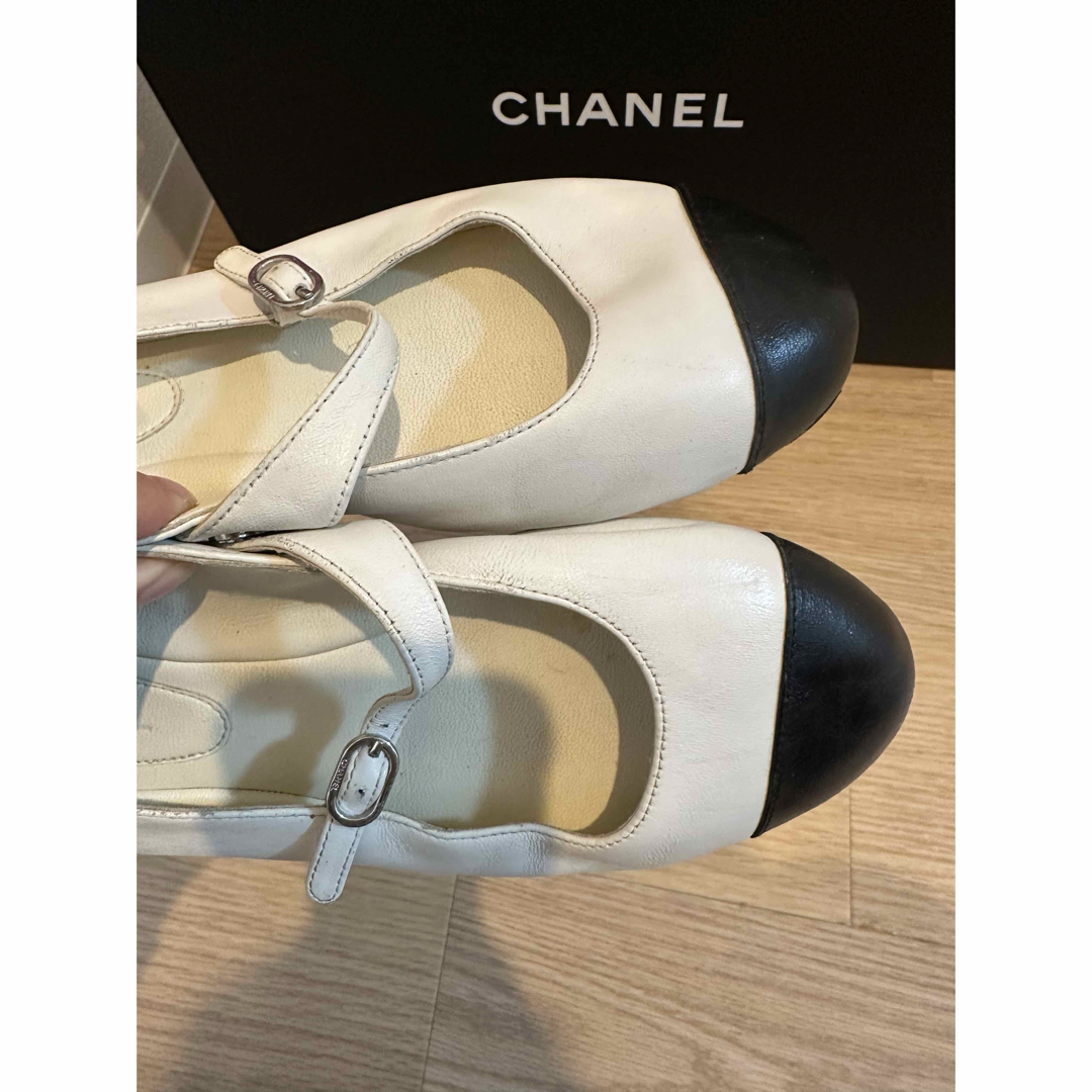 CHANEL - シャネル バイカラー ココマーク パンプス シューズ ベルト