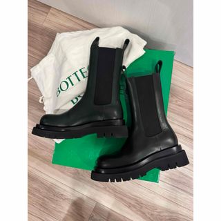 BOTTEGA VENETA（靴/シューズ ・ グリーン・カーキ/緑色系）のフリマ