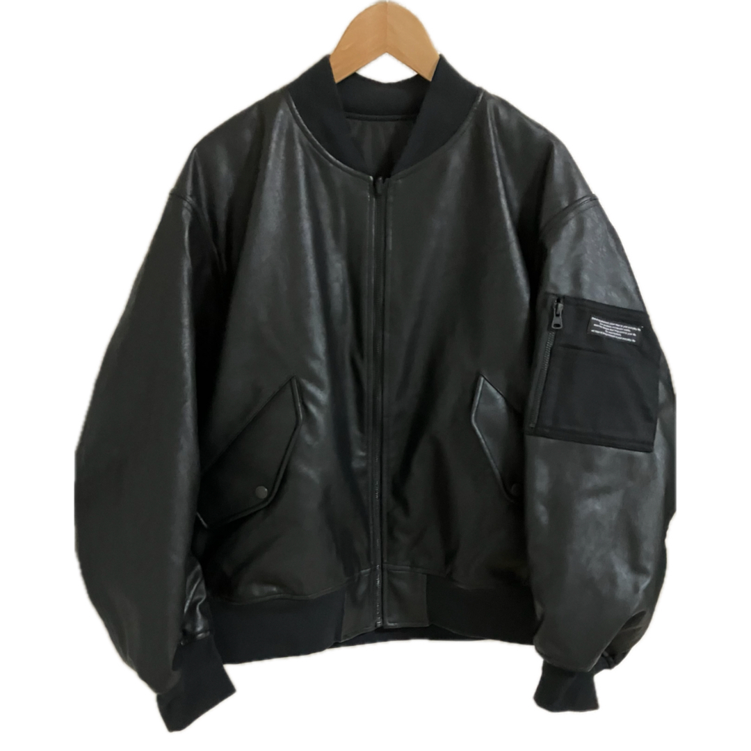 GU - GU×UNDERCOVER フェイクレザーリバーシブルブルゾン Mの通販 by