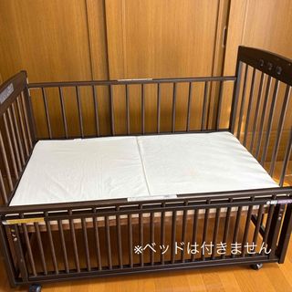 西松屋 - ☆美品☆西松屋 ベビーベッド レギュラーサイズ オリーブの