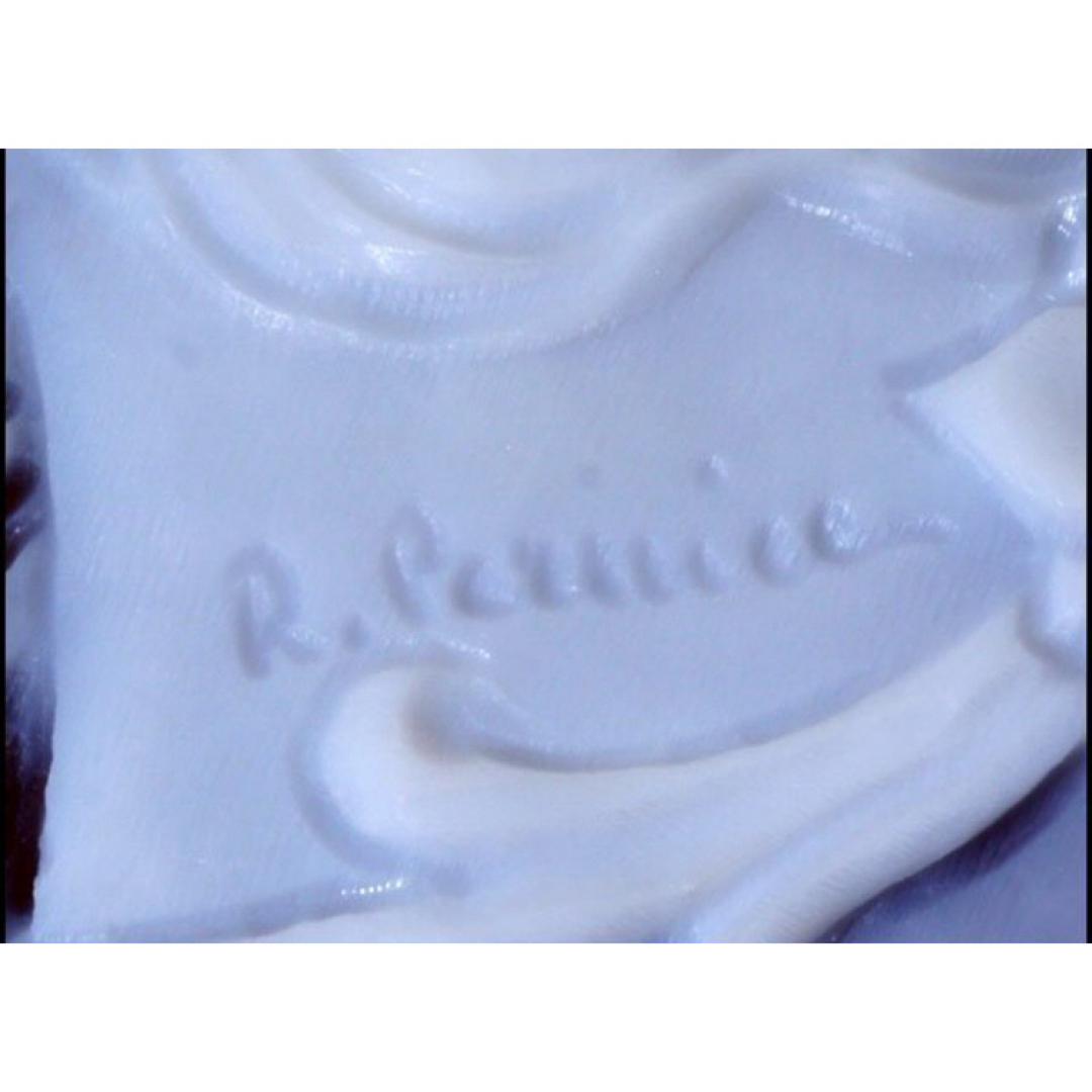 ラファエレ・ペルニーチェシェルカメオルース 60mm×45.9mmw5605il