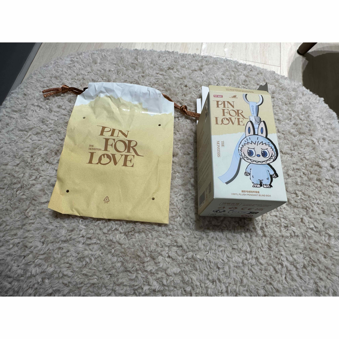 ラブブ 4代目イニシャルラブブ 箱 保存袋の通販 by めぐみん's shop