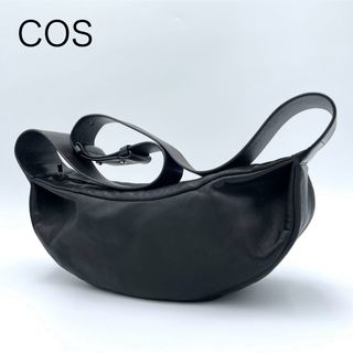 COS（ボディバッグ/ウエストポーチ）のフリマアイテム一覧