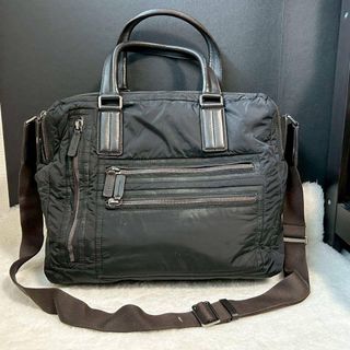 TOD'S（ビジネスバッグ）のフリマアイテム一覧