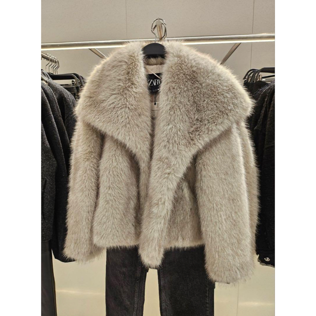 ZARA - ZARA フェイクファージャケット Sサイズの通販 by 2点以上のご