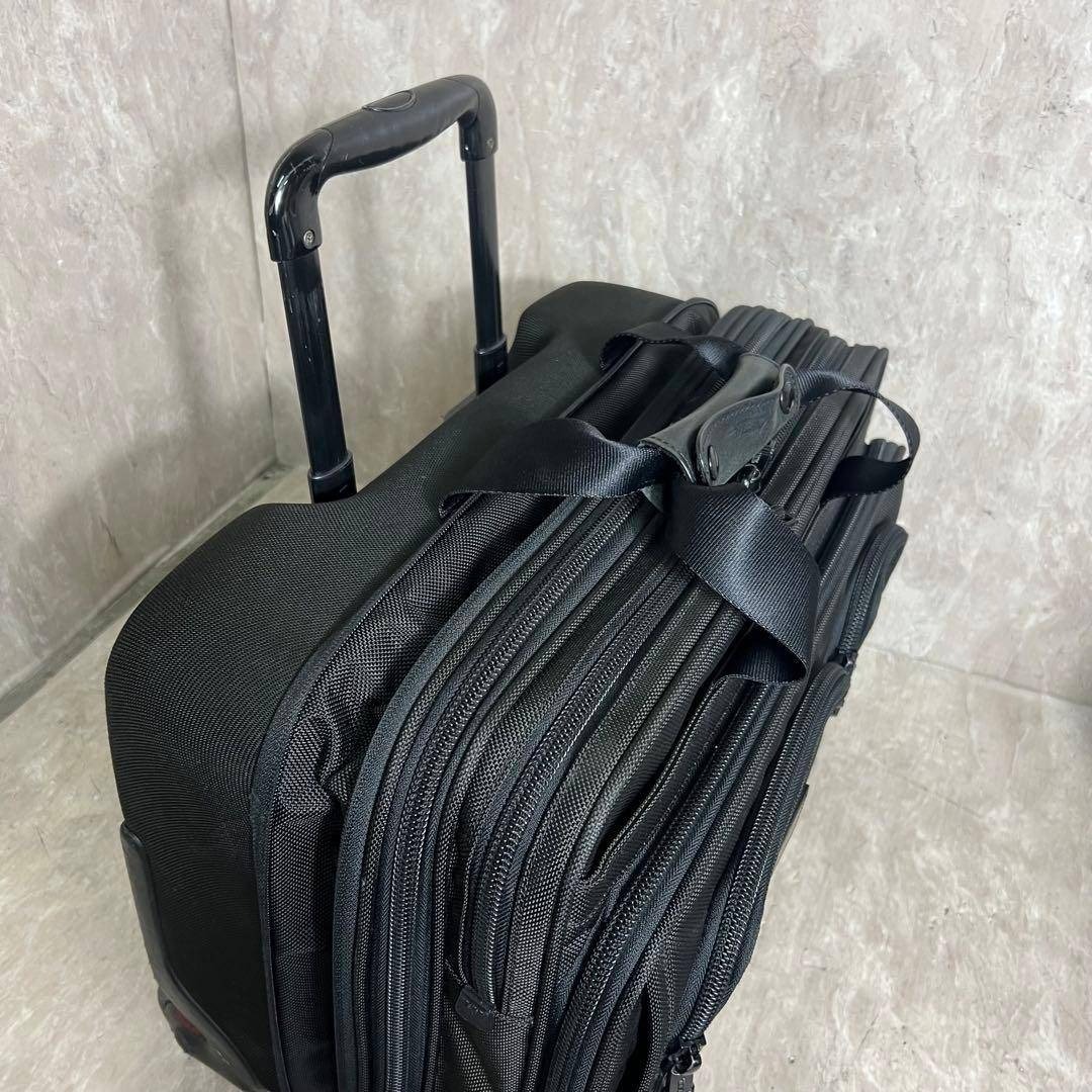 TUMI - 極美品 TUMI ビジネスキャリーバッグ PCケース付 26127DHの通販