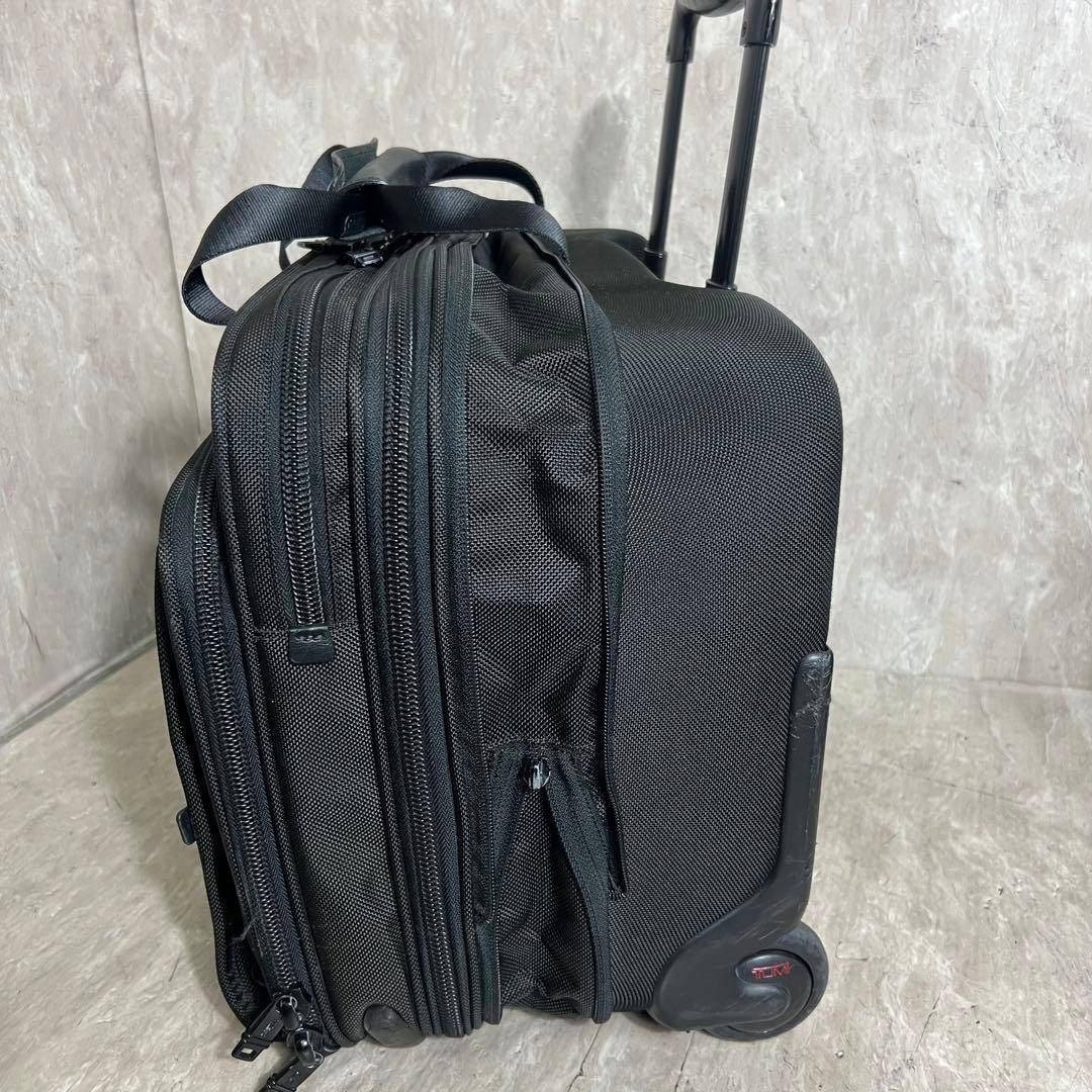 TUMI - 極美品 TUMI ビジネスキャリーバッグ PCケース付 26127DHの通販
