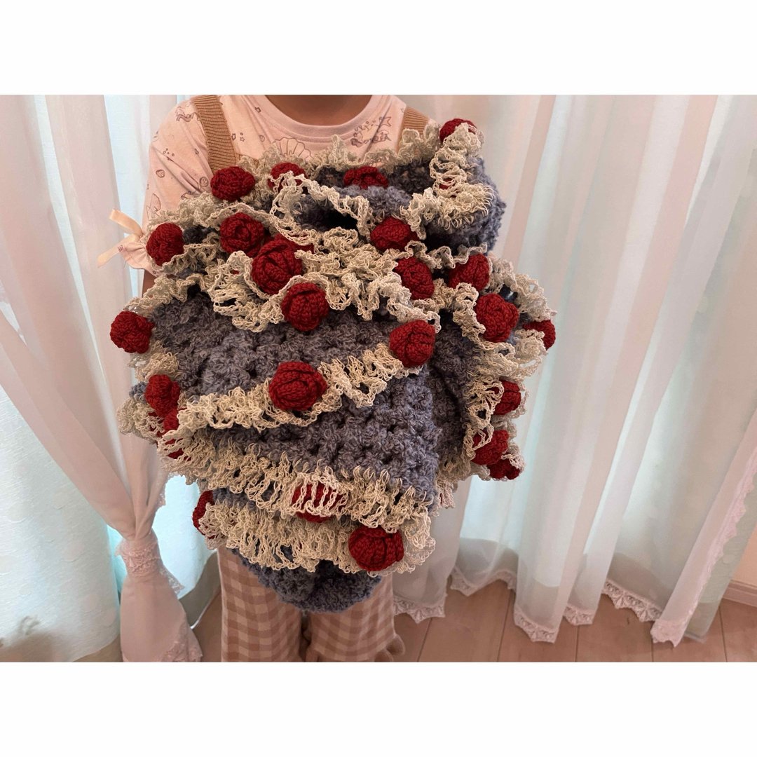 花束ブランケット 薔薇の花束 円形編み物 ハンドメイドひざ掛け用