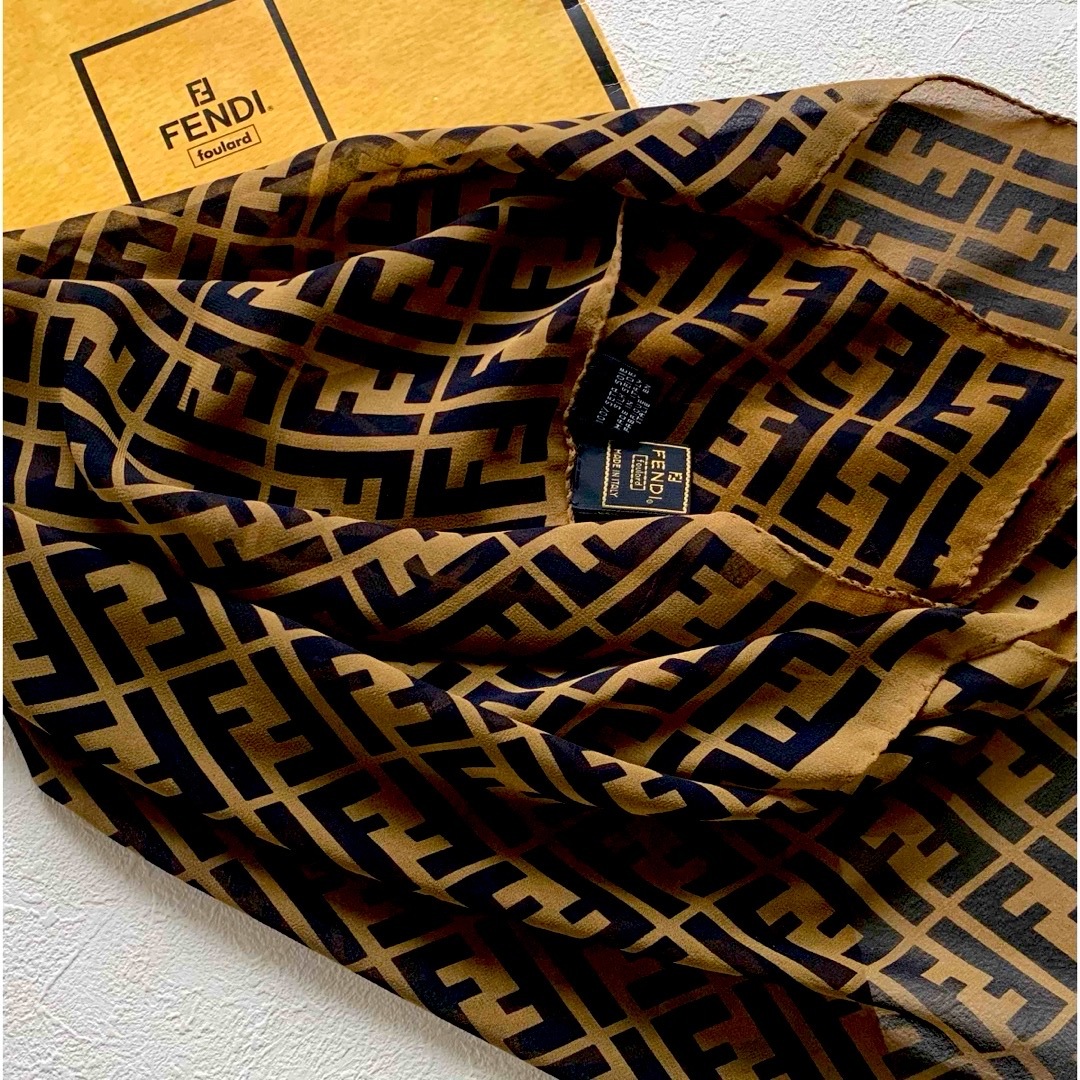 FENDI - FENDI☆FENDI☆シルクシフォンスカーフV☆ズッカの通販 by