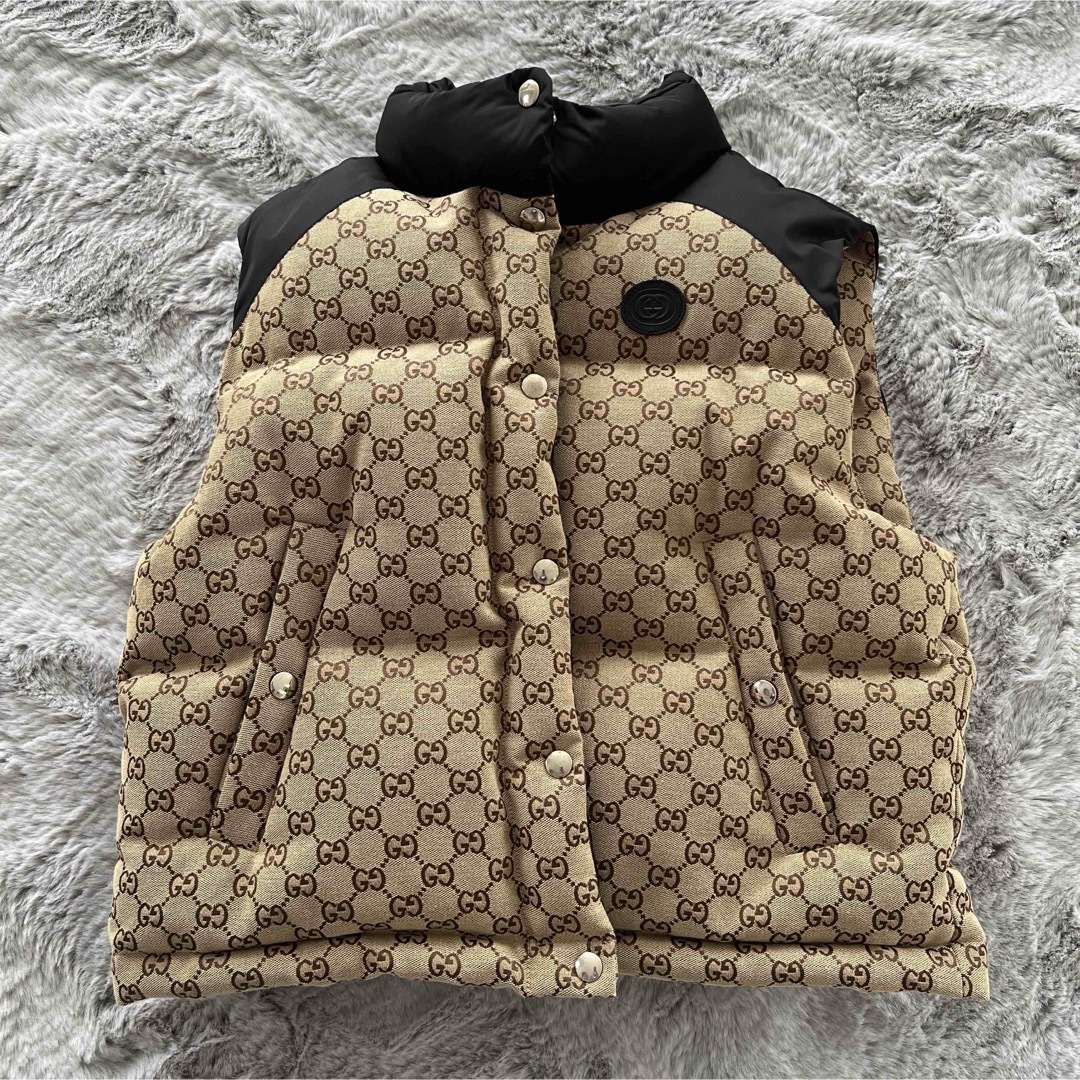 GUCCI - GUCCI グッチダウンベストの通販 by チャンキー's shop