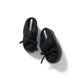 SUBU - 【IVE レイ着用】 SUBU DOT ドット 水玉 24〜25.5の通販 by か