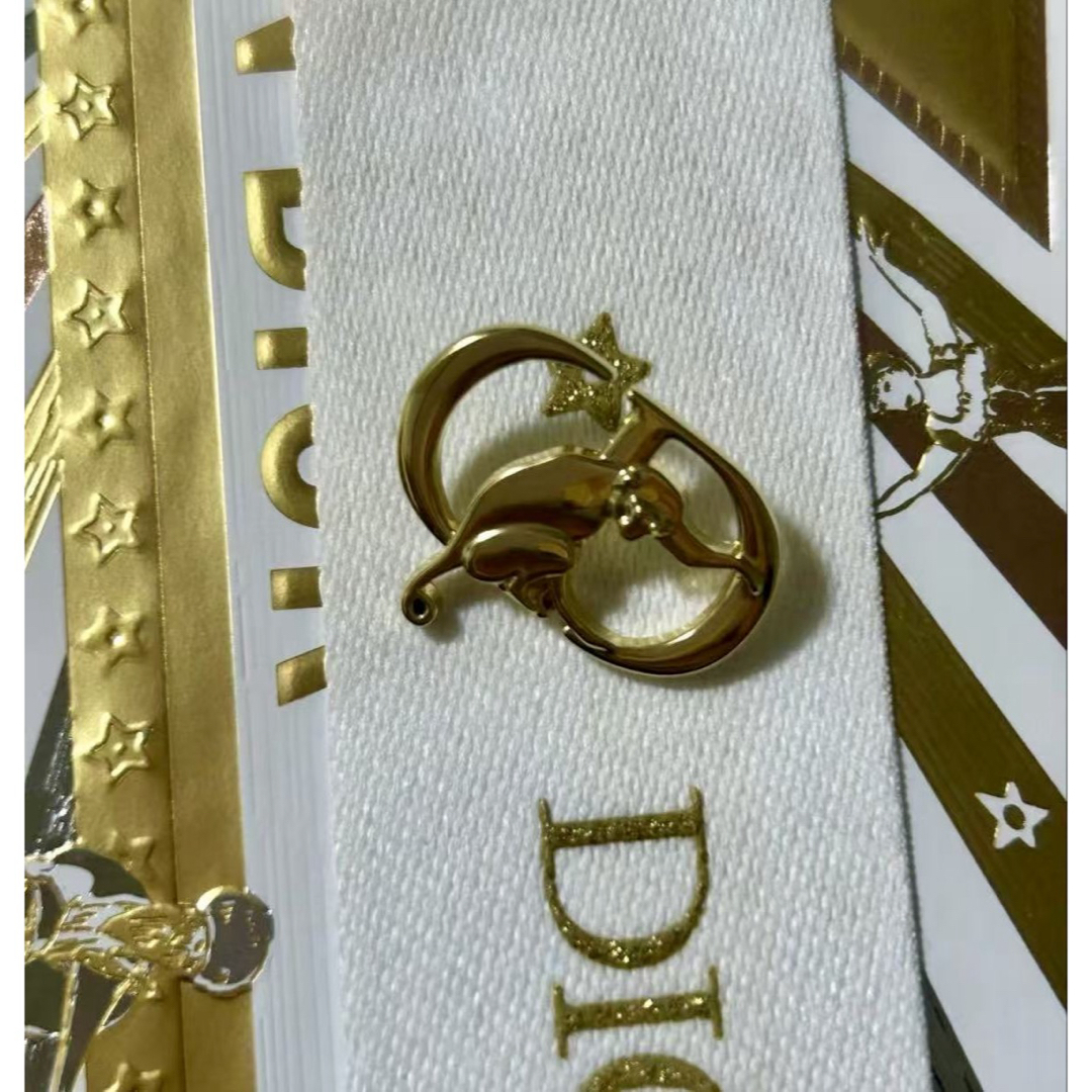 Dior - ディオール レア ピンバッジ 4種 2025年ホリデーラッピング