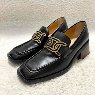 TOD'S（ローファー/革靴 ・ ゴールド/金色系）のフリマアイテム一覧