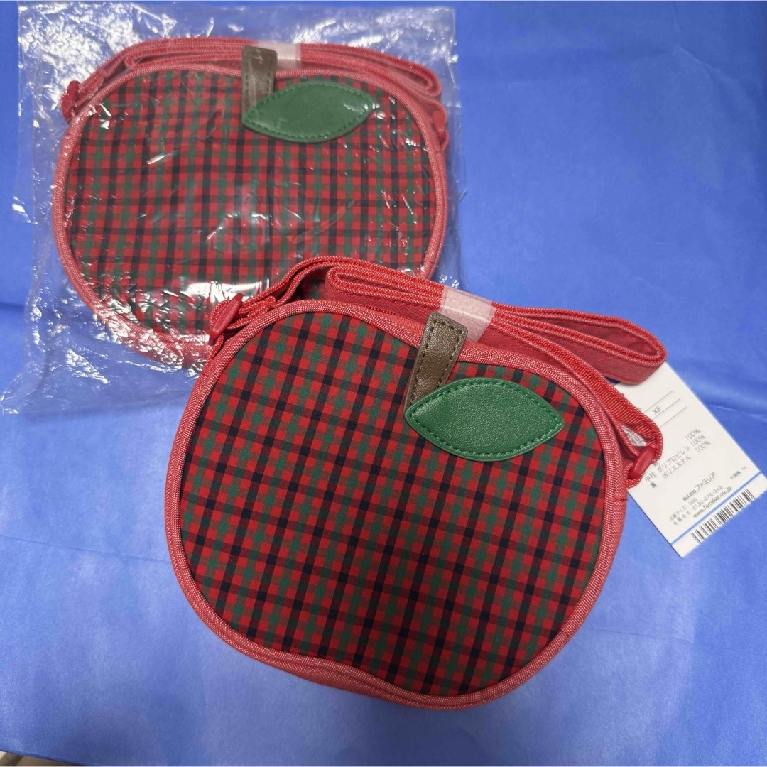 familiar - 新品未使用 ファミリア familiar りんご ポシェットの通販