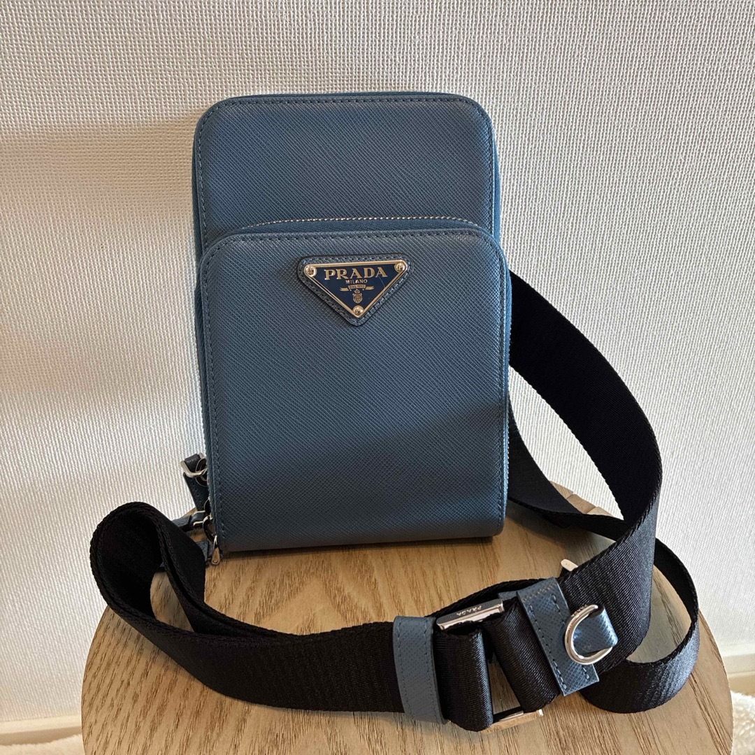 PRADA - プラダ ショルダーバッグ スマホケース サフィアーノ 未使用品