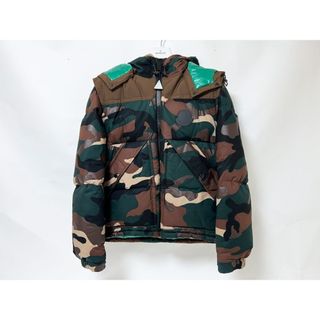 MONCLER（ダウンジャケット ・ グリーン・カーキ/緑色系）のフリマ