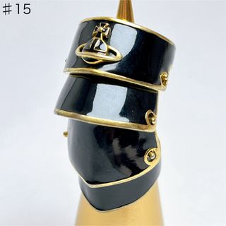 Vivienne Westwood（ゴールド/金色系）のフリマアイテム一覧