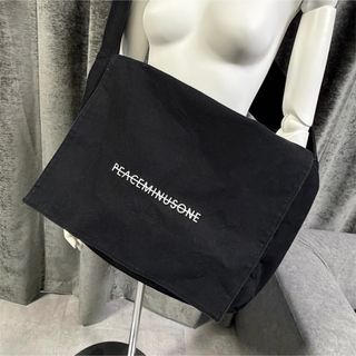 pmo peaceminusone メッセンジャーバッグ PEACEMINUSONE