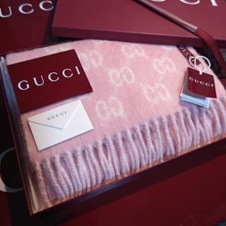 GUCCI（マフラー/ショール ・ ピンク/桃色系）のフリマアイテム一覧