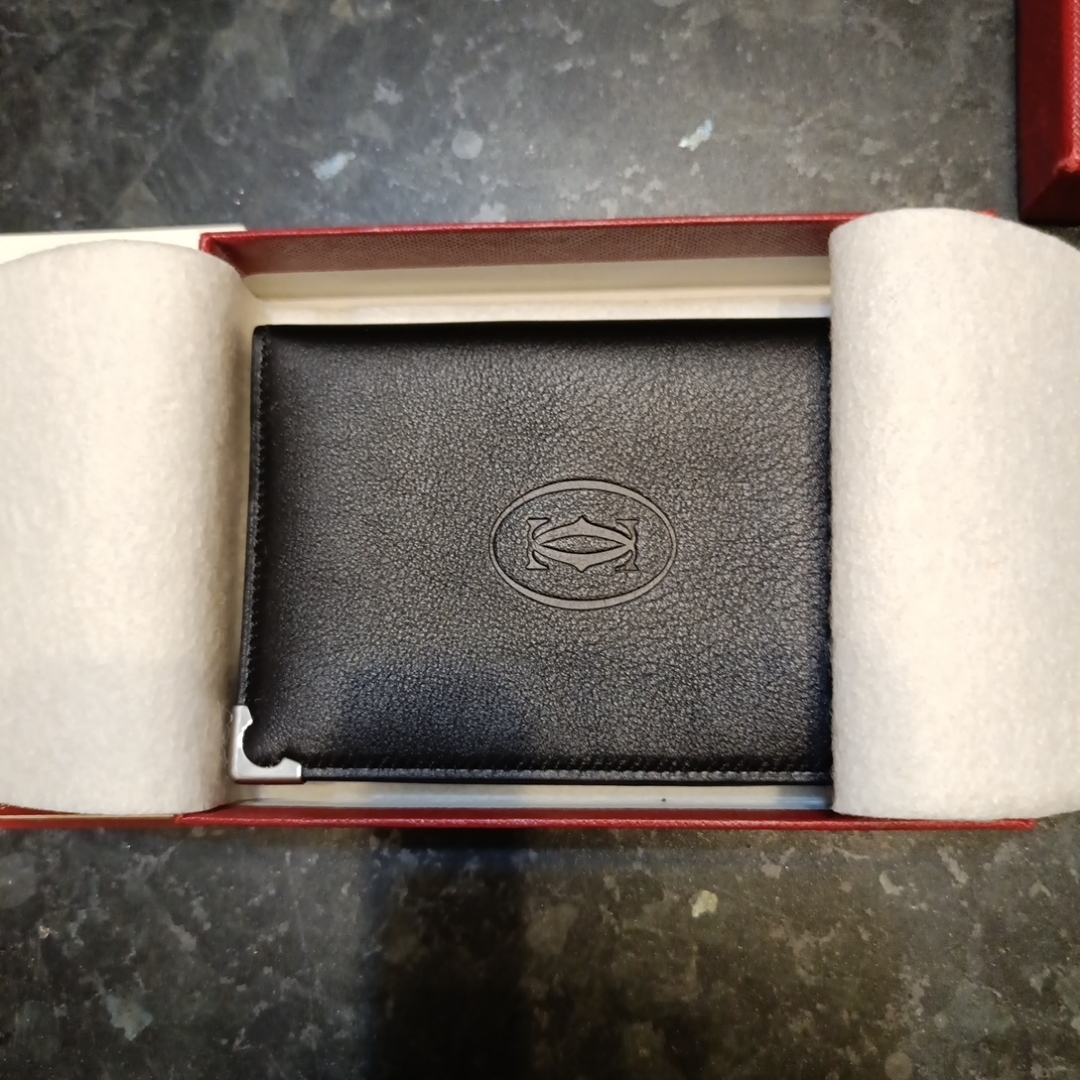 Cartier - Cartier 名刺入れ 未使用品の通販 by ponponanpon shop