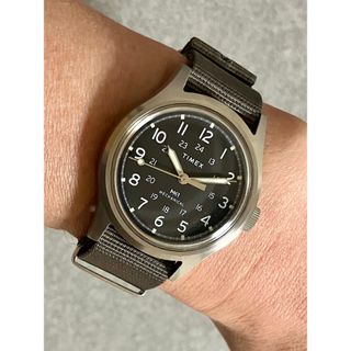 TIMEX - 即納 アメリカ正規買付 timex シルバー 腕時計 supremeベース