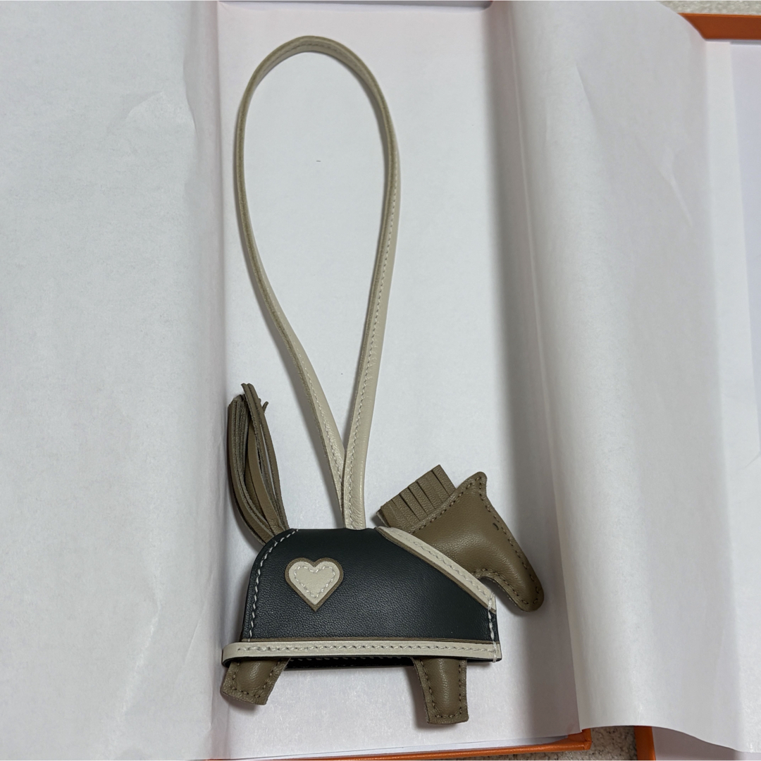 HERMES - エルメス ロデオ PM ロベオクール K刻 ハート ベージュ