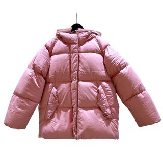 MONCLER（ダウンジャケット ・ ピンク/桃色系）のフリマアイテム一覧