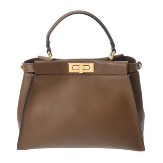 FENDI（ゴールド/金色系）のフリマアイテム一覧