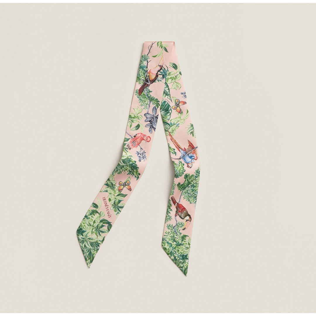 HERMES - 値下げ！新品 エルメス ツイリー 《赤道直下》 ピンク 26春夏