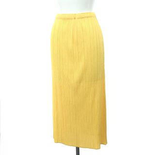 PLEATS PLEASE ISSEY MIYAKE（イエロー/黄色系）のフリマアイテム一覧