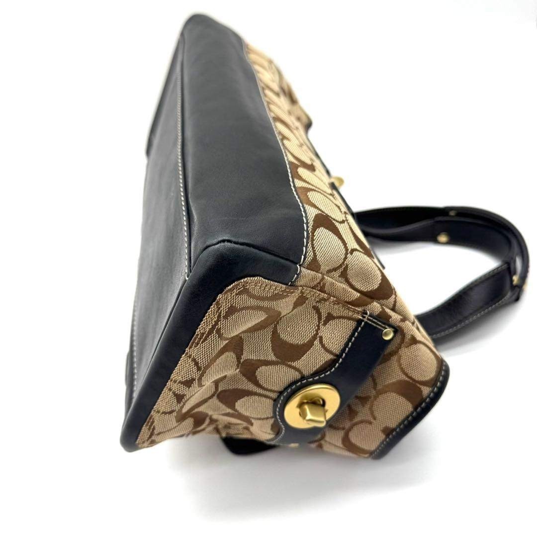 COACH - COACH Turn Lock Legacy Shoulder Bag Y2Kの通販 by まとまる