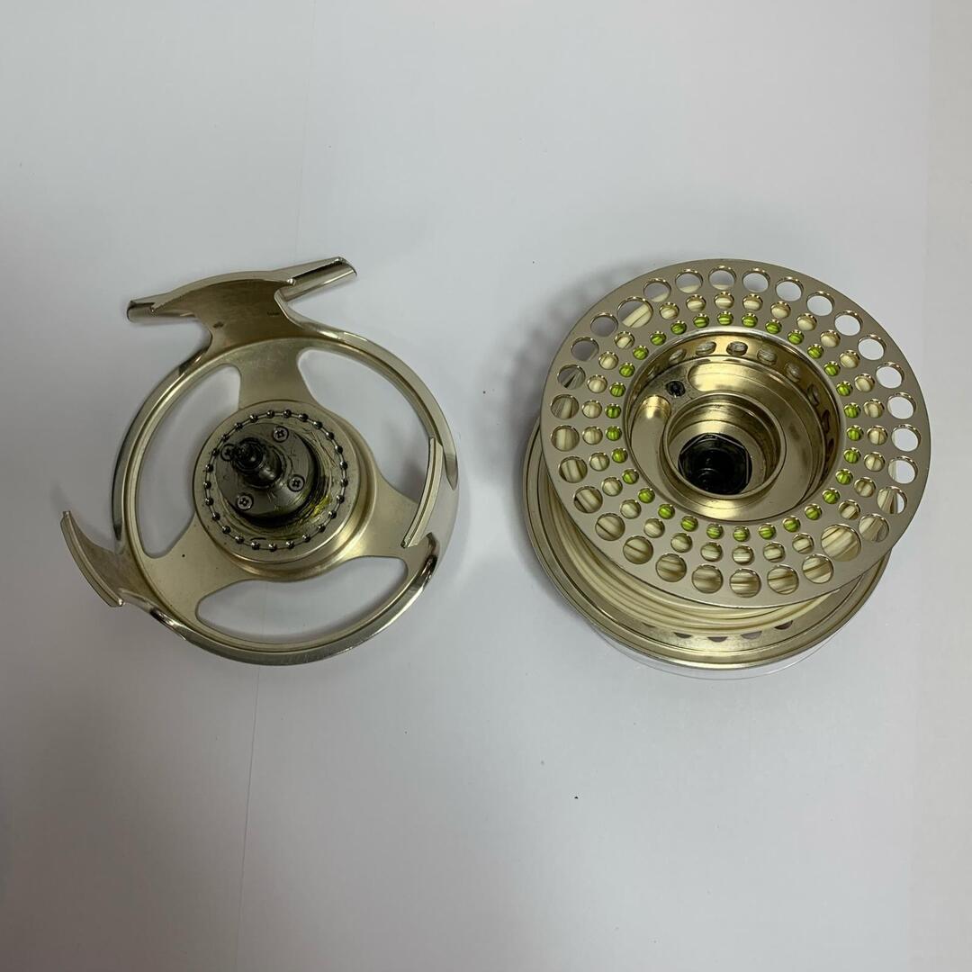 DAIWA ダイワ ロッホモア LA9/10 フライリール ケース付