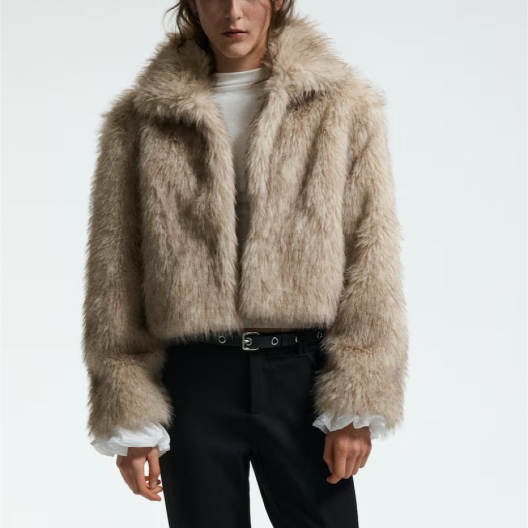 H&M - H&M クロップドフラッフィジャケットの通販 by ponyo｜エイチ