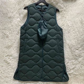 UNIQLO（ロング ・ ダウンベスト）のフリマアイテム一覧