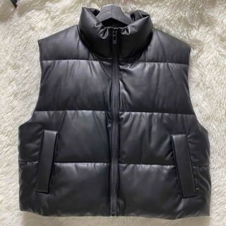 ZARA（ダウンベスト）のフリマアイテム一覧