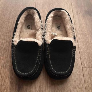 UGG（ブラック/黒色系）のフリマアイテム一覧