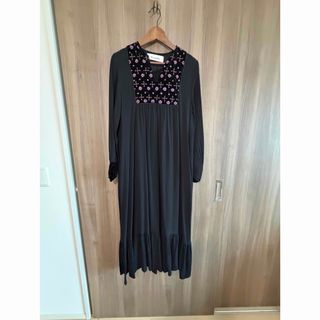 Sara Mallika（ロングワンピース/マキシワンピース）のフリマアイテム一覧