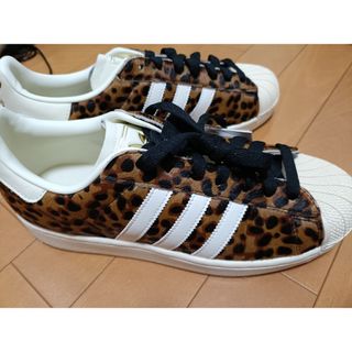 スタンスミス レオパードのフリマアイテム一覧