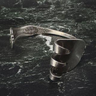 TOGA - TOGA VIRILIS メタルバングル 19aw バングルの通販 by