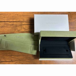 Van Cleef & Arpels（ポーチ）のフリマアイテム一覧