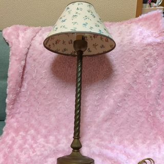 LAURA ASHLEY（ライト/照明/LED）のフリマアイテム一覧