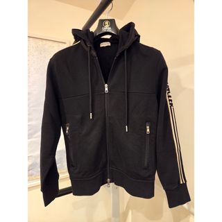 MONCLER（パーカー）のフリマアイテム一覧