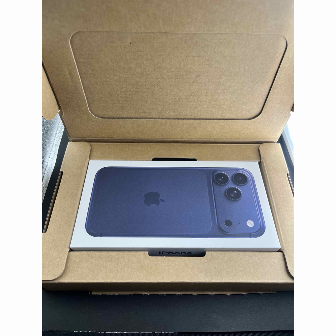 Apple - 『新品、未開封』iPhone17 Pro Max 256GB ディープブルーの