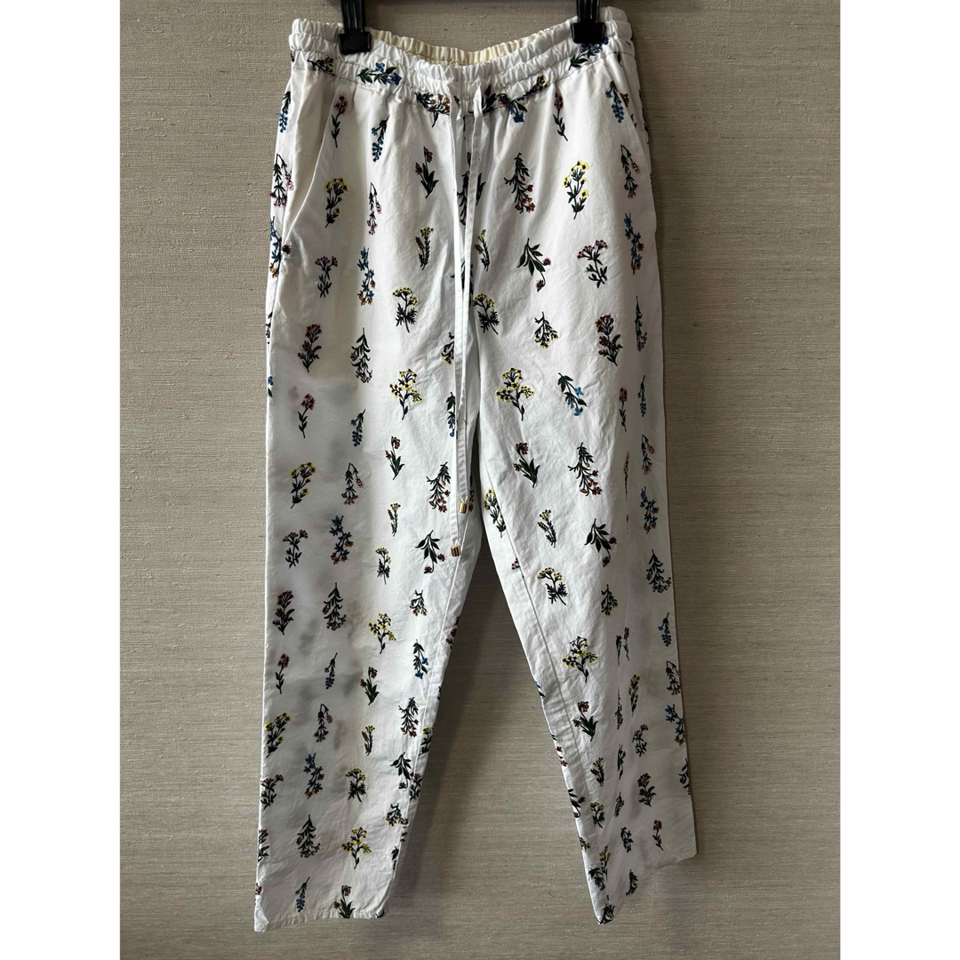 IENA LA BOUCLE - IENA LA BOUCLE フラワー 刺繍 イージーパンツ 36の