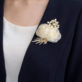 ウィークエンズ WEEKENDS テディベア ブローチの通販 by しょうこ's