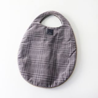 mina perhonen - ミナペルホネン エッグバッグ choucho ネイビーの通販