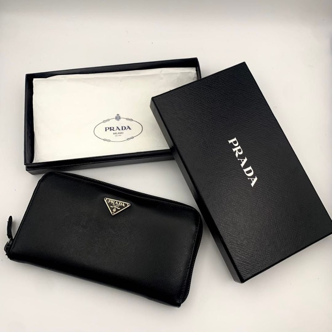 PRADA - 鑑定済み プラダ 長財布 ラウンドファスナー サフィアーノ