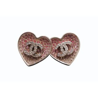 CHANEL（ハート ・ ピアス）のフリマアイテム一覧